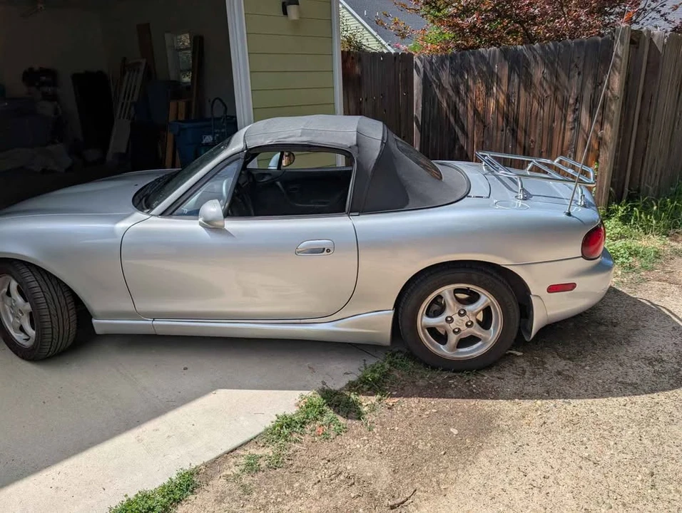 2000 Mazda NB MX-5 Miata - Image 4 of 8
