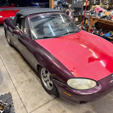 2000 Mazda MX-5 Miata