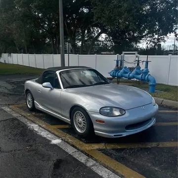 2000 Mazda MX-5 Convertible
