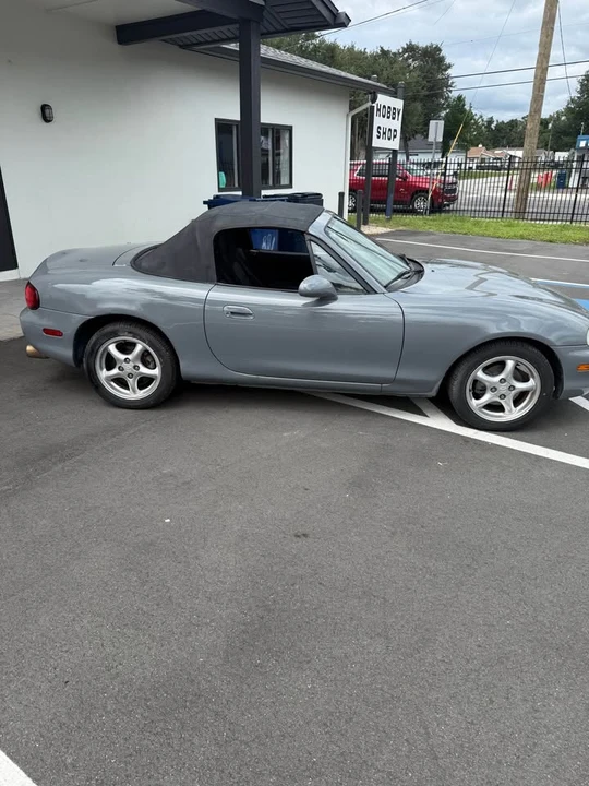2000 Mazda NB MX-5 Miata - Image 3 of 11