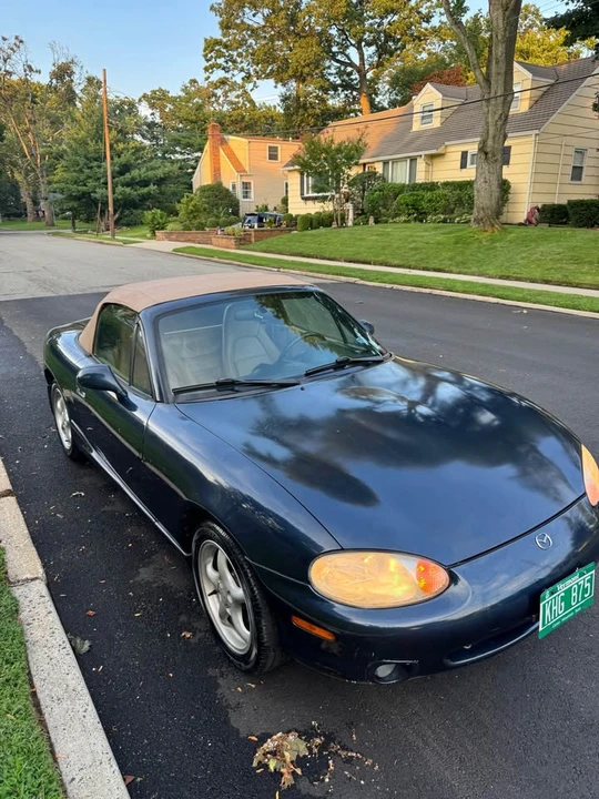 2000 Mazda NB MX-5 Miata - Image 3 of 10