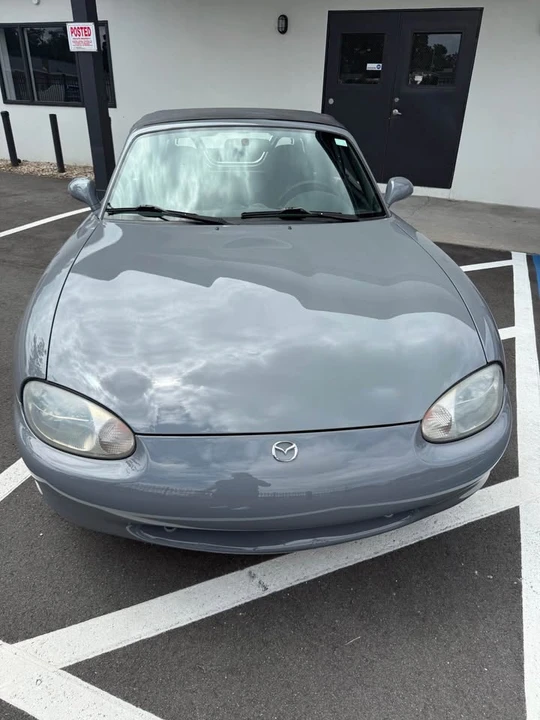 2000 Mazda NB MX-5 Miata - Image 4 of 11