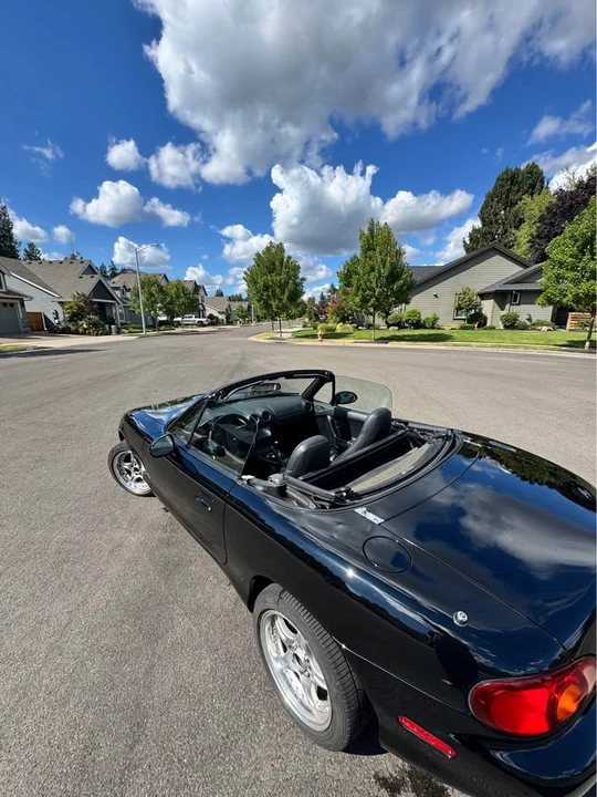 2000 Mazda NB MX-5 Miata - Image 6 of 9