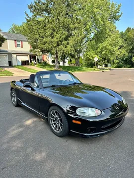 2000 Mazda MX-5 Convertible 2D
