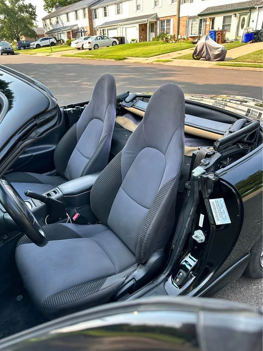 2000 Mazda NB MX-5 Miata - Image 9 of 13