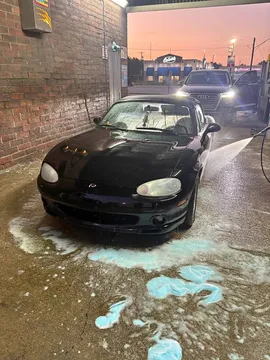 2000 Mazda MX-5 Convertible 2D