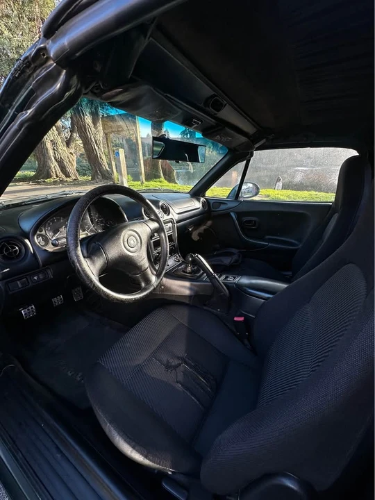 2000 Mazda NB MX-5 Miata - Image 3 of 9