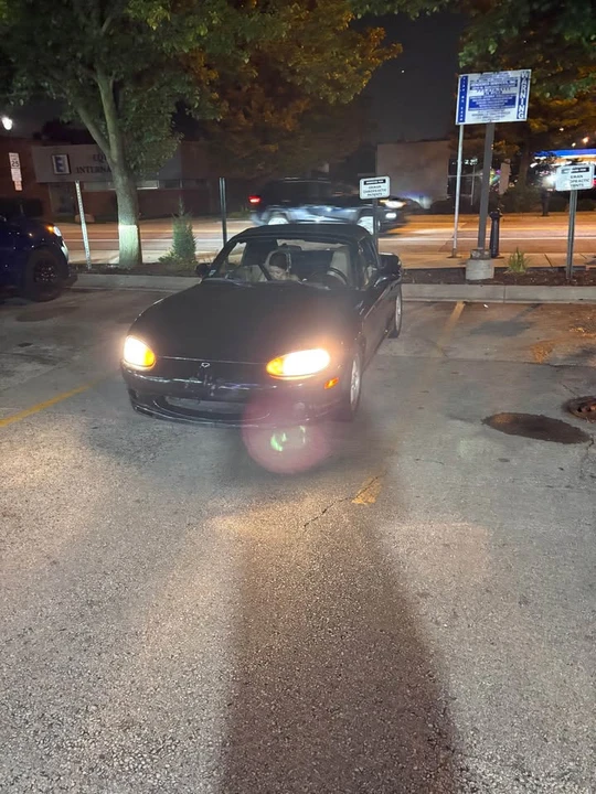 2000 Mazda NB MX-5 Miata - Image 6 of 7