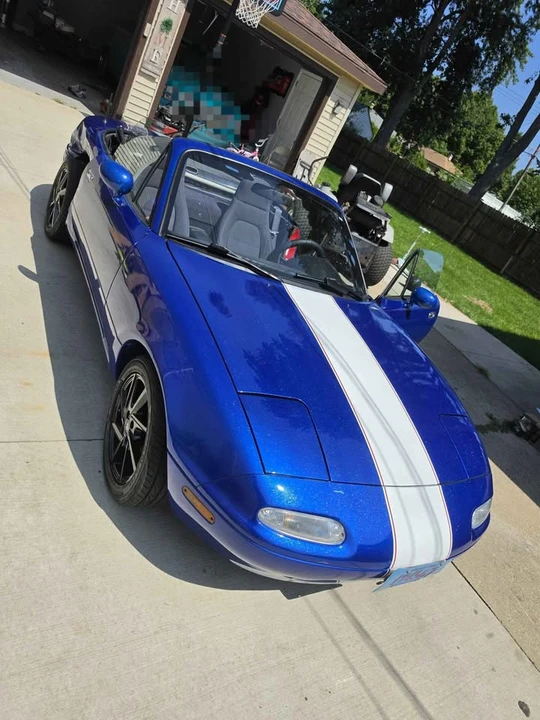 2000 Mazda NB MX-5 Miata - Image 4 of 9
