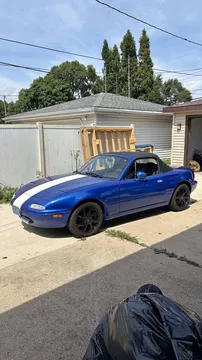 2000 Mazda MX-5 Convertible 2D