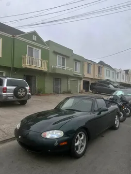 2000 Mazda MX-5 Miata NB Convertible