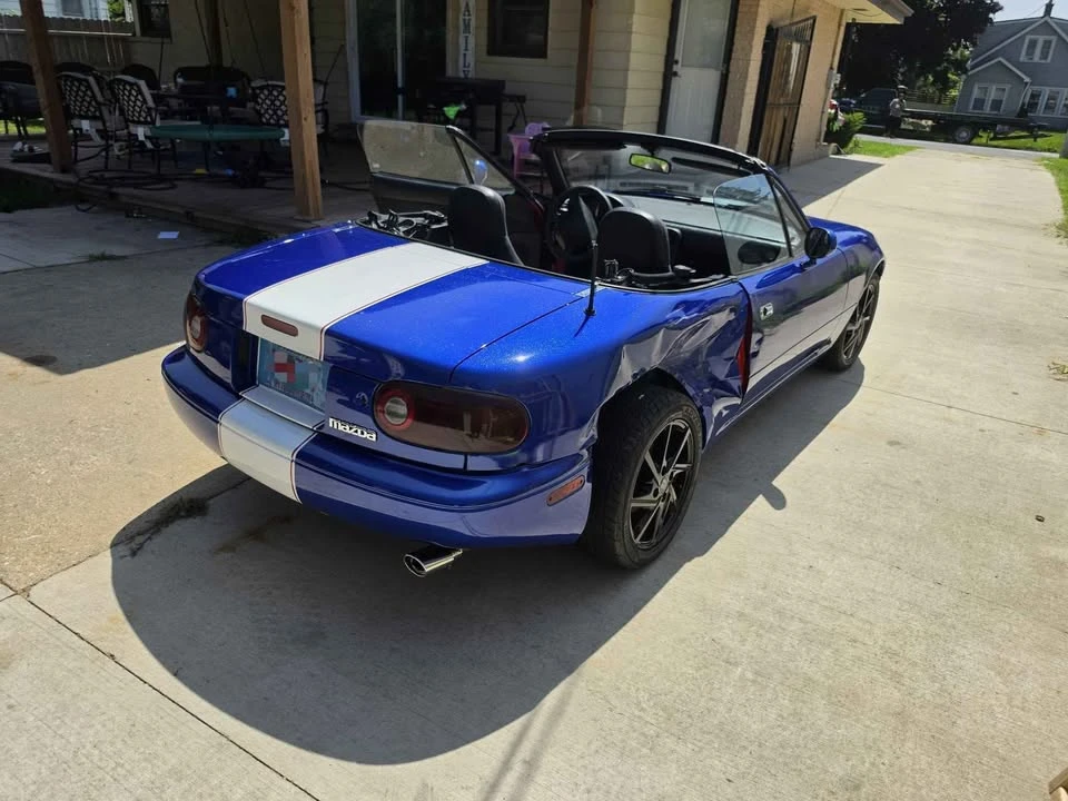 2000 Mazda NB MX-5 Miata - Image 7 of 9