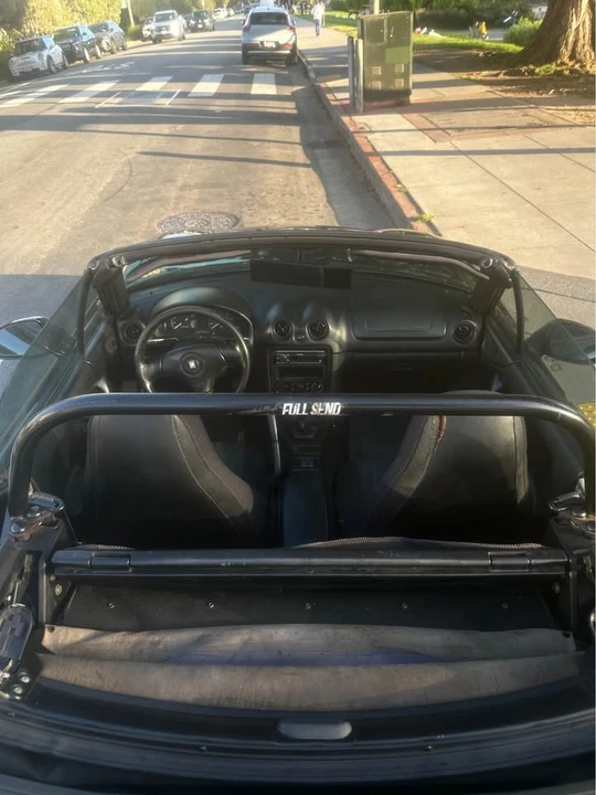 2000 Mazda NB MX-5 Miata - Image 4 of 9