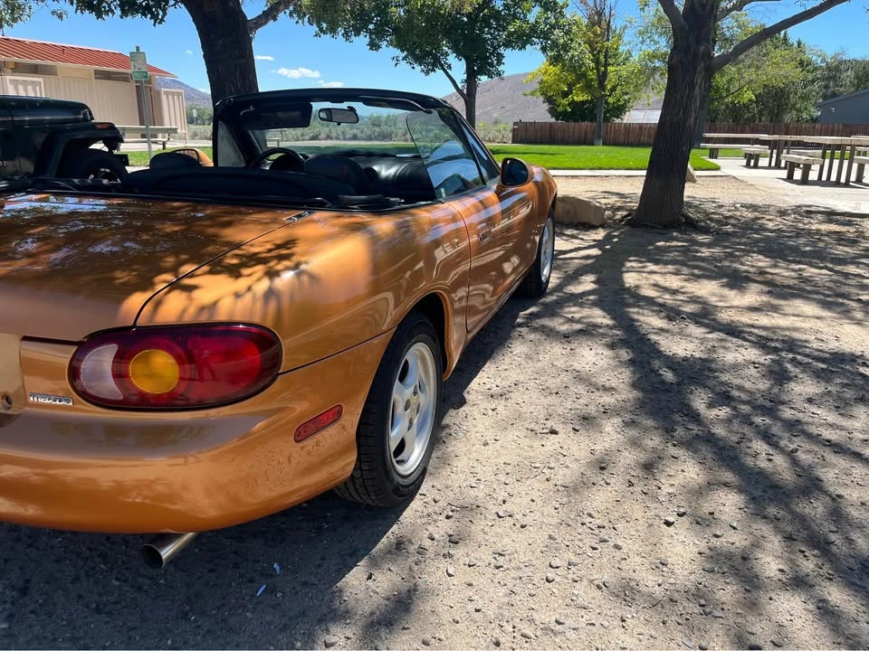 2000 Mazda NB MX-5 Miata - Image 5 of 5