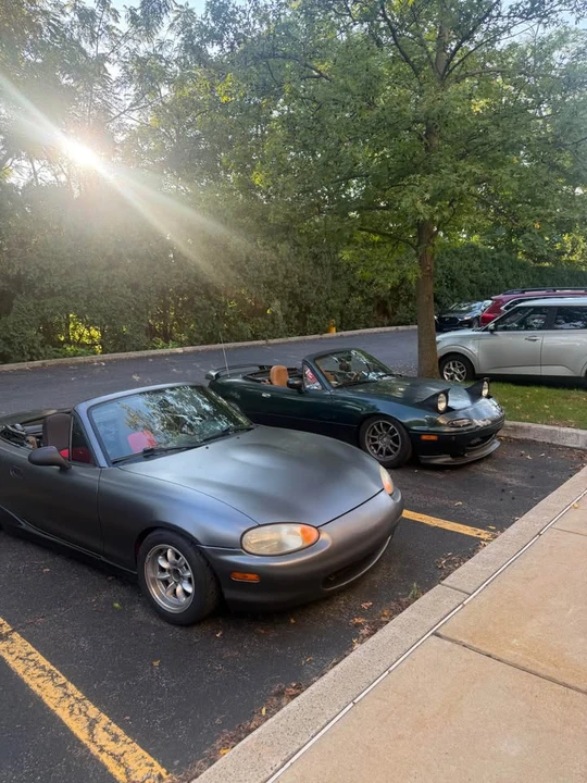 2000 Mazda NB MX-5 Miata - Image 2 of 7