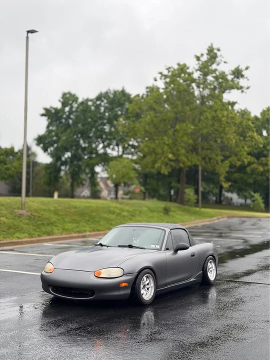 2000 Mazda NB MX-5 Miata - Image 6 of 7