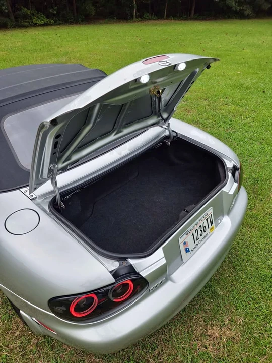 2000 Mazda NB MX-5 Miata - Image 10 of 20