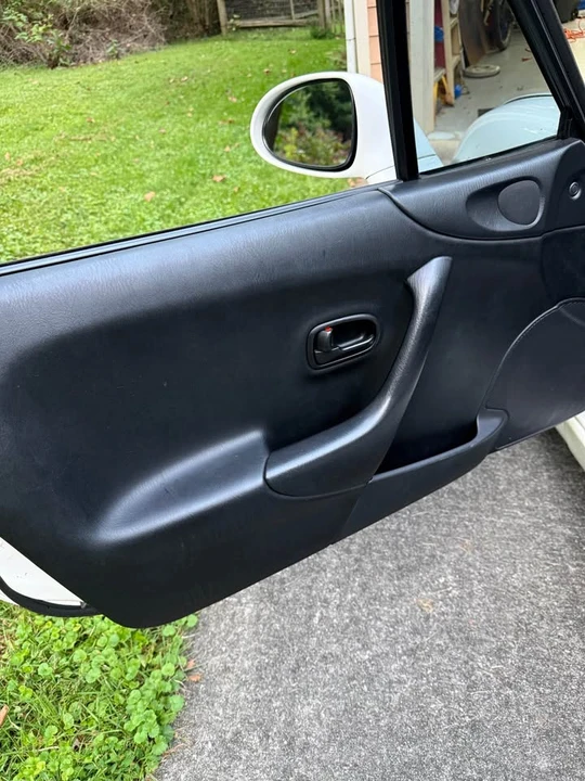 2000 Mazda NB MX-5 Miata - Image 8 of 15