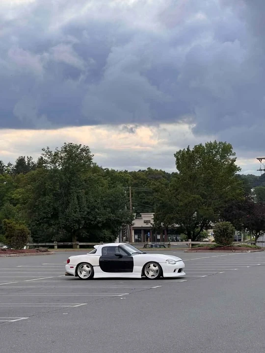 2000 Mazda NB MX-5 Miata - Image 6 of 7