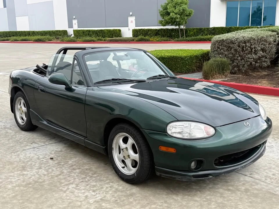 2000 Mazda NB MX-5 Miata - Image 5 of 17