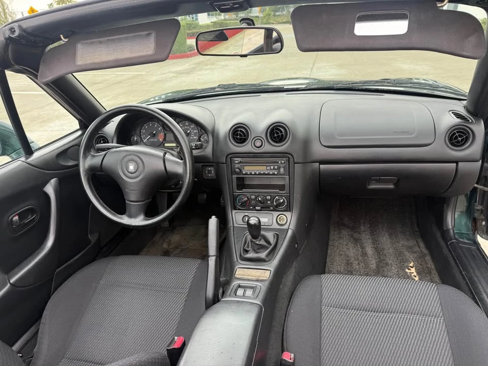 2000 Mazda NB MX-5 Miata - Image 13 of 17