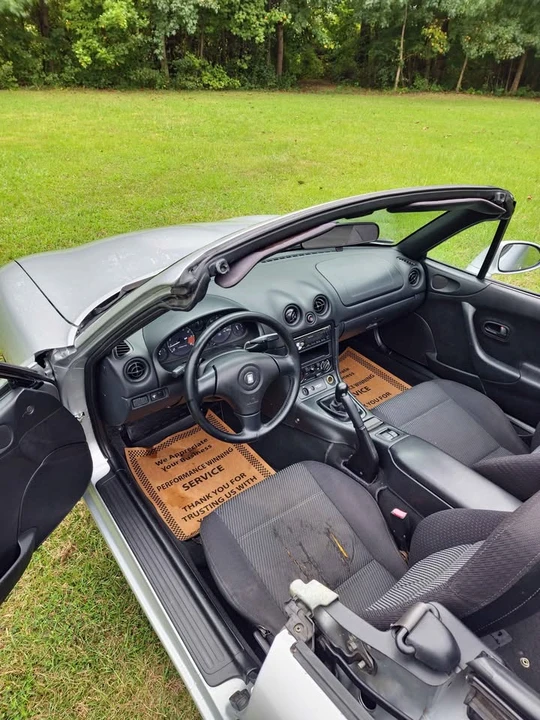 2000 Mazda NB MX-5 Miata - Image 13 of 20