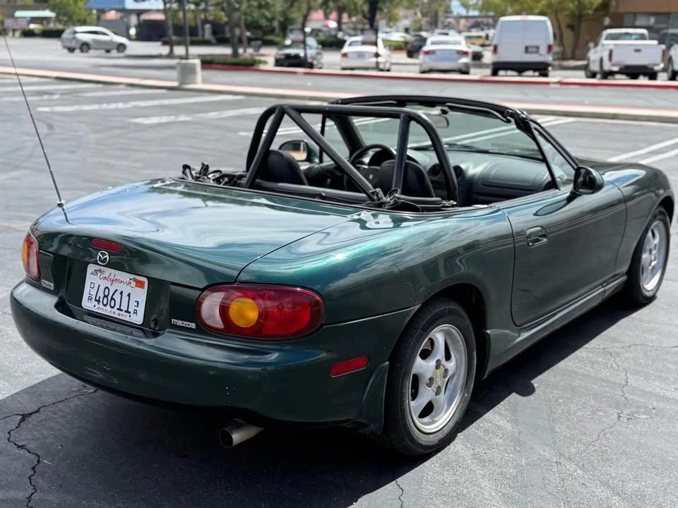 2000 Mazda NB MX-5 Miata - Image 16 of 17