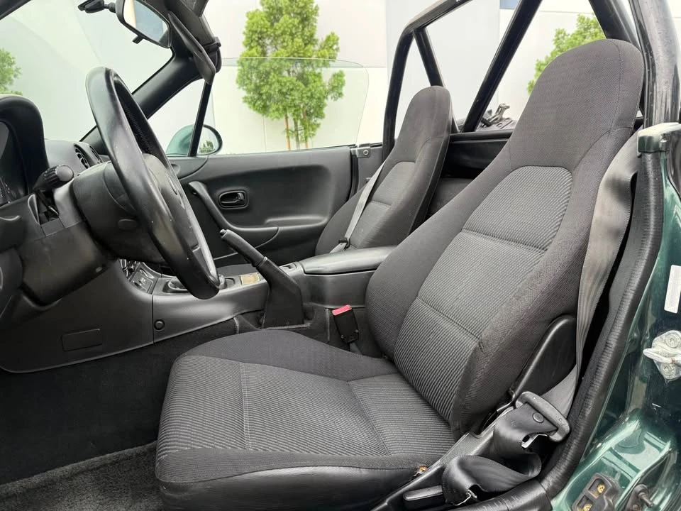 2000 Mazda NB MX-5 Miata - Image 10 of 17