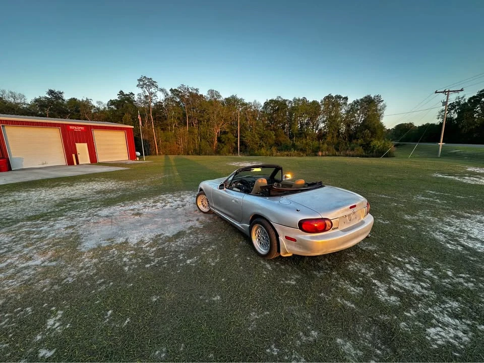 2000 Mazda NB MX-5 Miata - Image 9 of 10