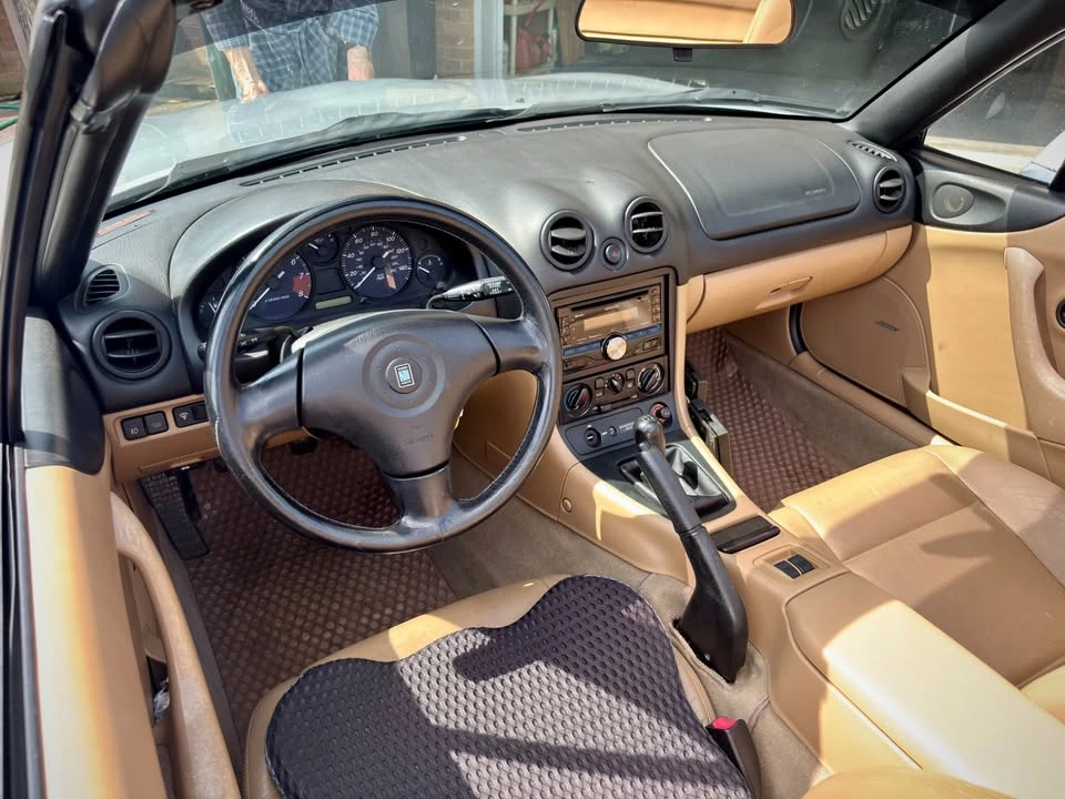 2000 Mazda NB MX-5 Miata - Image 10 of 19