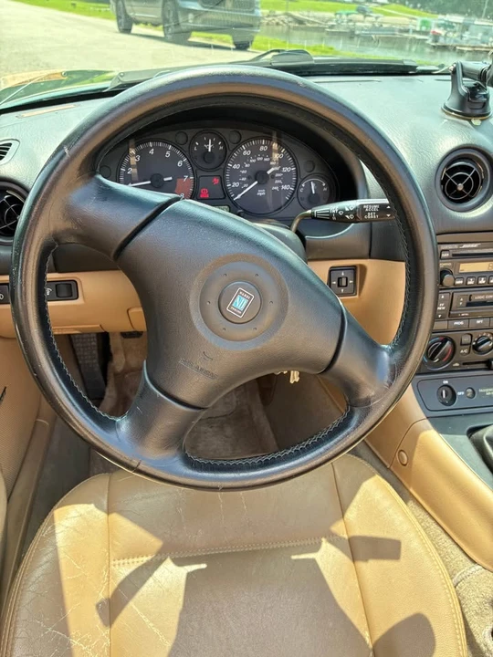 2000 Mazda NB MX-5 Miata - Image 16 of 20