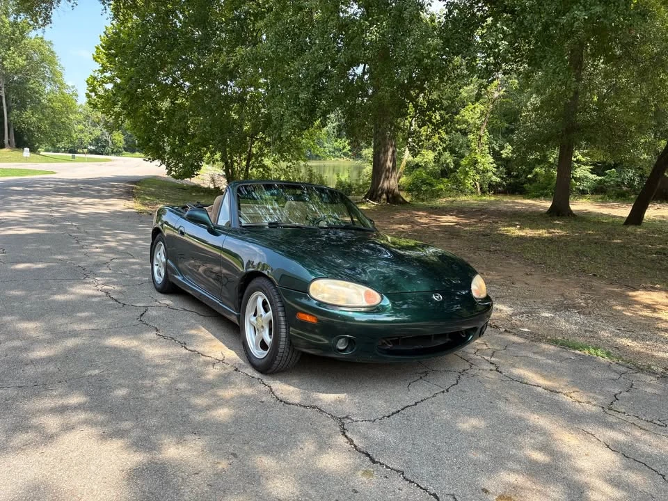 2000 Mazda NB MX-5 Miata - Image 2 of 20