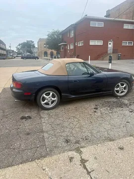 2000 Mazda MX-5 LS Convertible 2D