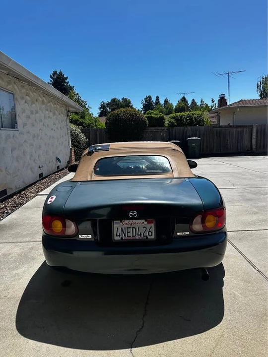 2000 Mazda NB MX-5 Miata - Image 11 of 16