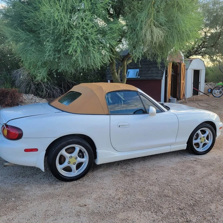 2000 Mazda NB MX-5 Miata - Image 3 of 8