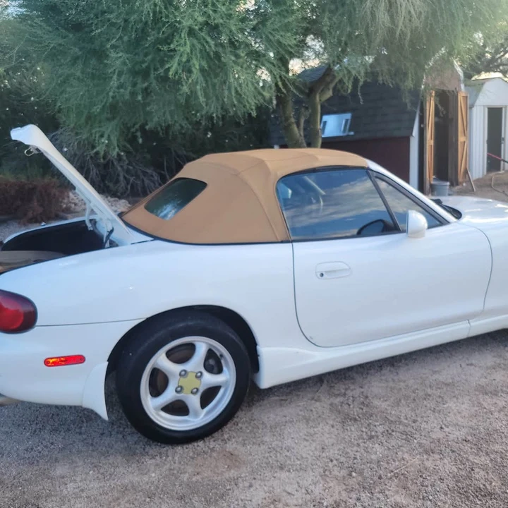 2000 Mazda NB MX-5 Miata - Image 5 of 8
