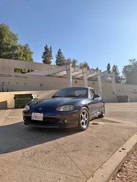 2000 Mazda MX-5 LS Convertible 2D