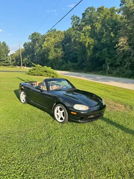 2000 Mazda MX-5 LS Convertible 2D
