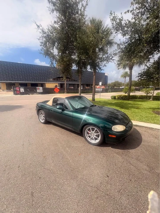 2000 Mazda NB MX-5 Miata - Image 2 of 6