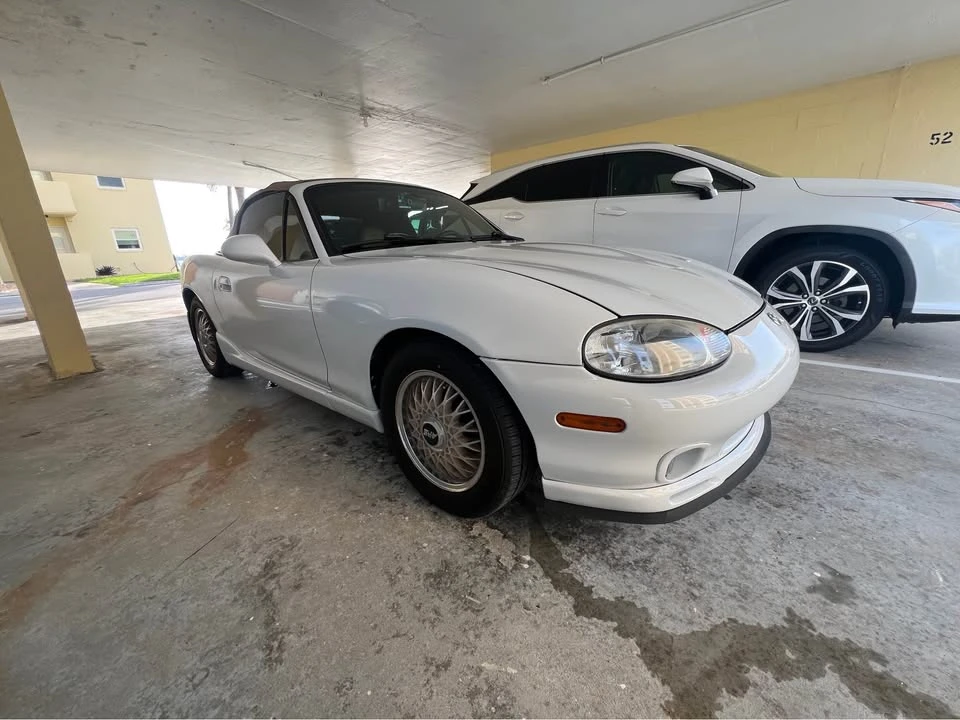 2000 Mazda NB MX-5 Miata - Image 3 of 4