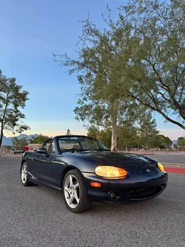 2000 Mazda MX-5 LS Convertible 2D
