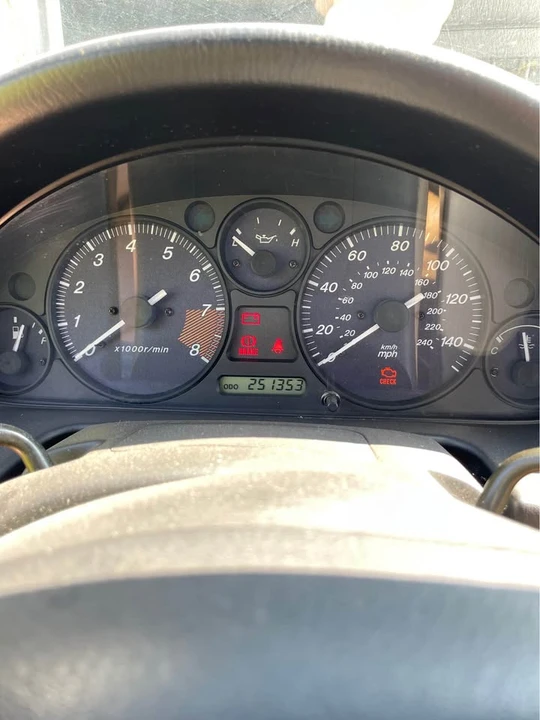 2000 Mazda NB MX-5 Miata - Image 10 of 10