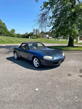 2000 Mazda MX-5 LS Convertible 2D