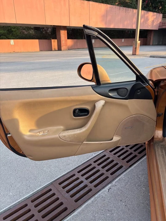 2000 Mazda NB MX-5 Miata - Image 10 of 13