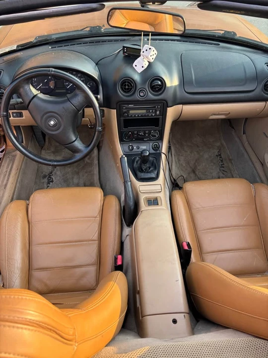 2000 Mazda NB MX-5 Miata - Image 7 of 13