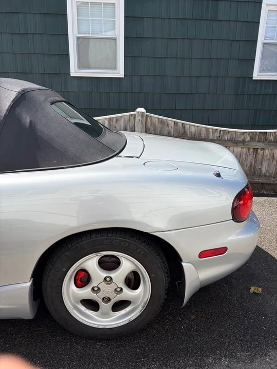 2000 Mazda NB MX-5 Miata - Image 11 of 18
