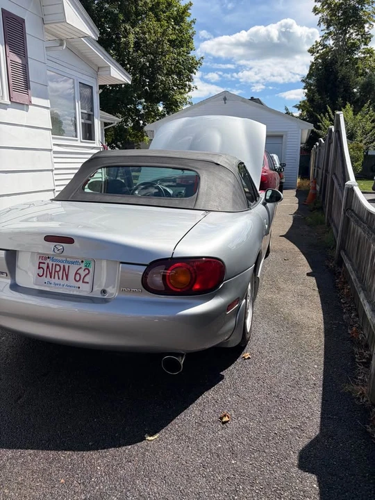2000 Mazda NB MX-5 Miata - Image 4 of 18