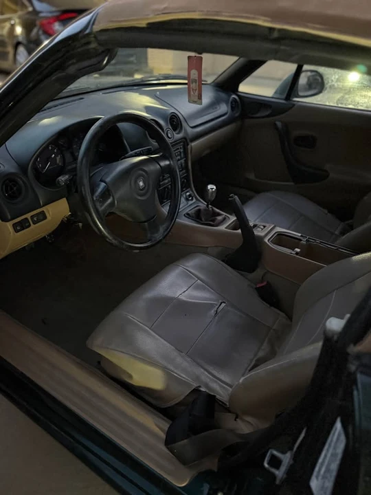 2000 Mazda NB MX-5 Miata - Image 7 of 9
