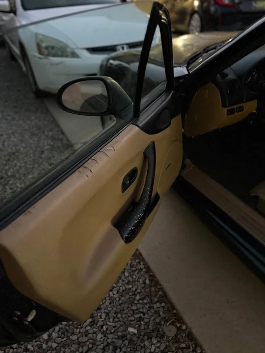 2000 Mazda NB MX-5 Miata - Image 6 of 9
