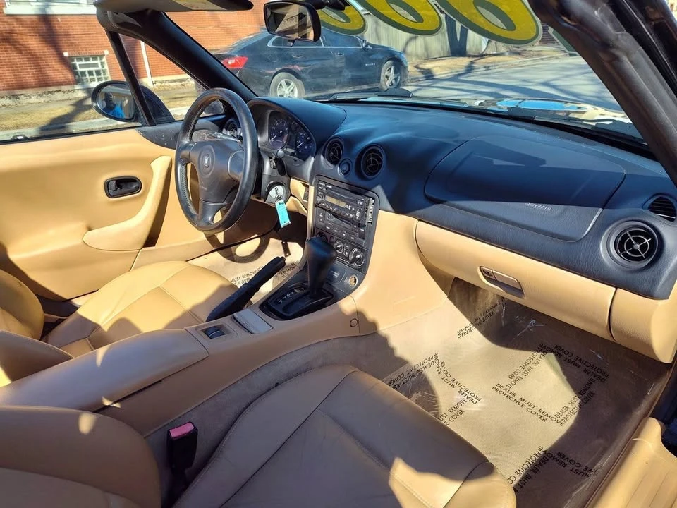 2000 Mazda NB MX-5 Miata - Image 16 of 20